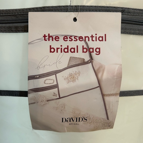 David’s Bridal wedding dress. Size 18W - Picture 14 of 16